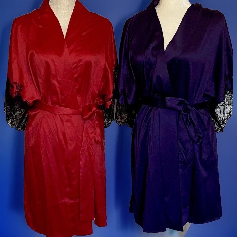 NEW!2 NATORI SILKY SOFT LACE TRIMMED ROBES!/ LARGE/Retail $320